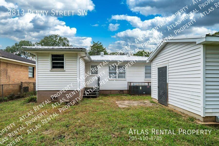 3813 Penny Street Southwest - Photo 3 of 14