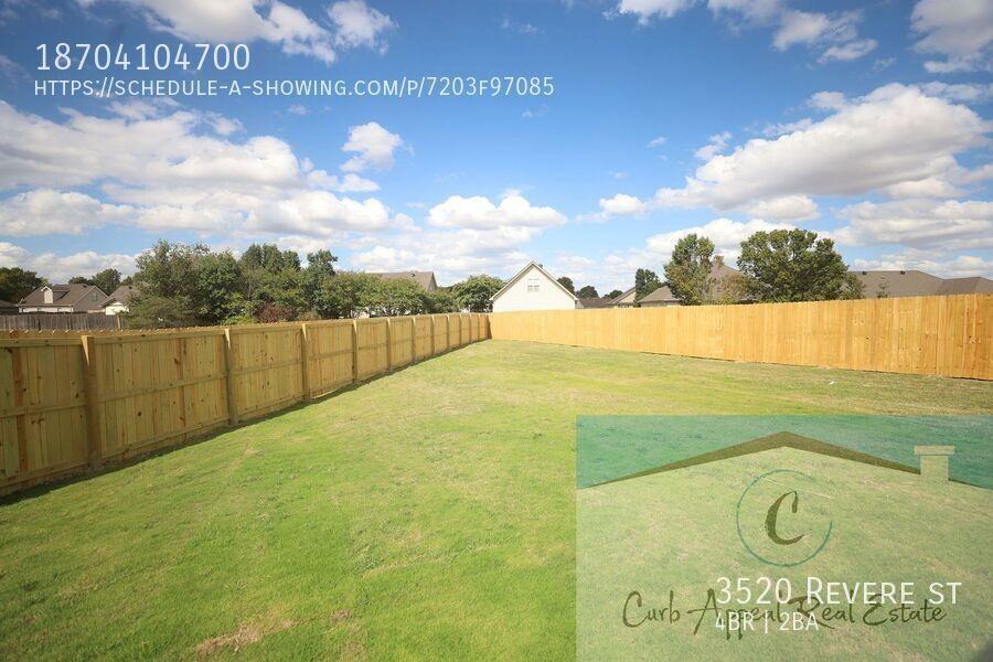 3520 Revere St - Photo 3 of 16