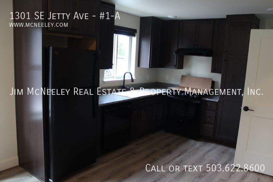 1301 Se Jetty Ave #1A - Photo 5 of 19