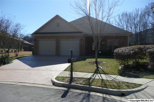 2402 Bankhill Cir SE - Photo 2 of 26