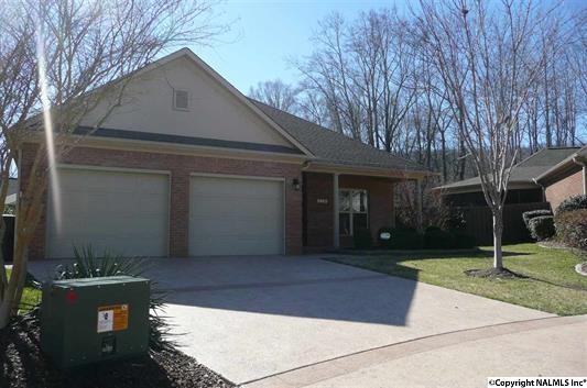 2402 Bankhill Cir SE - Photo 3 of 26