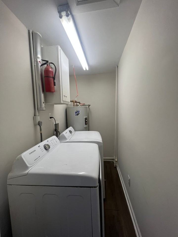 410 Dallas Avenue - Photo 6 of 9