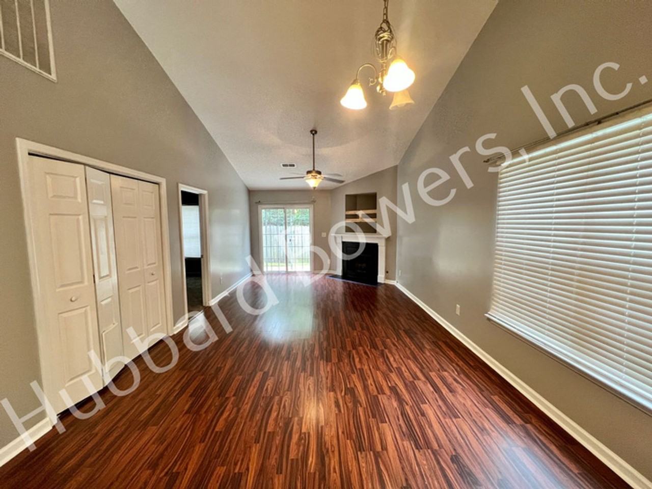 111 Colonial Commons Ln - Photo 7 of 18