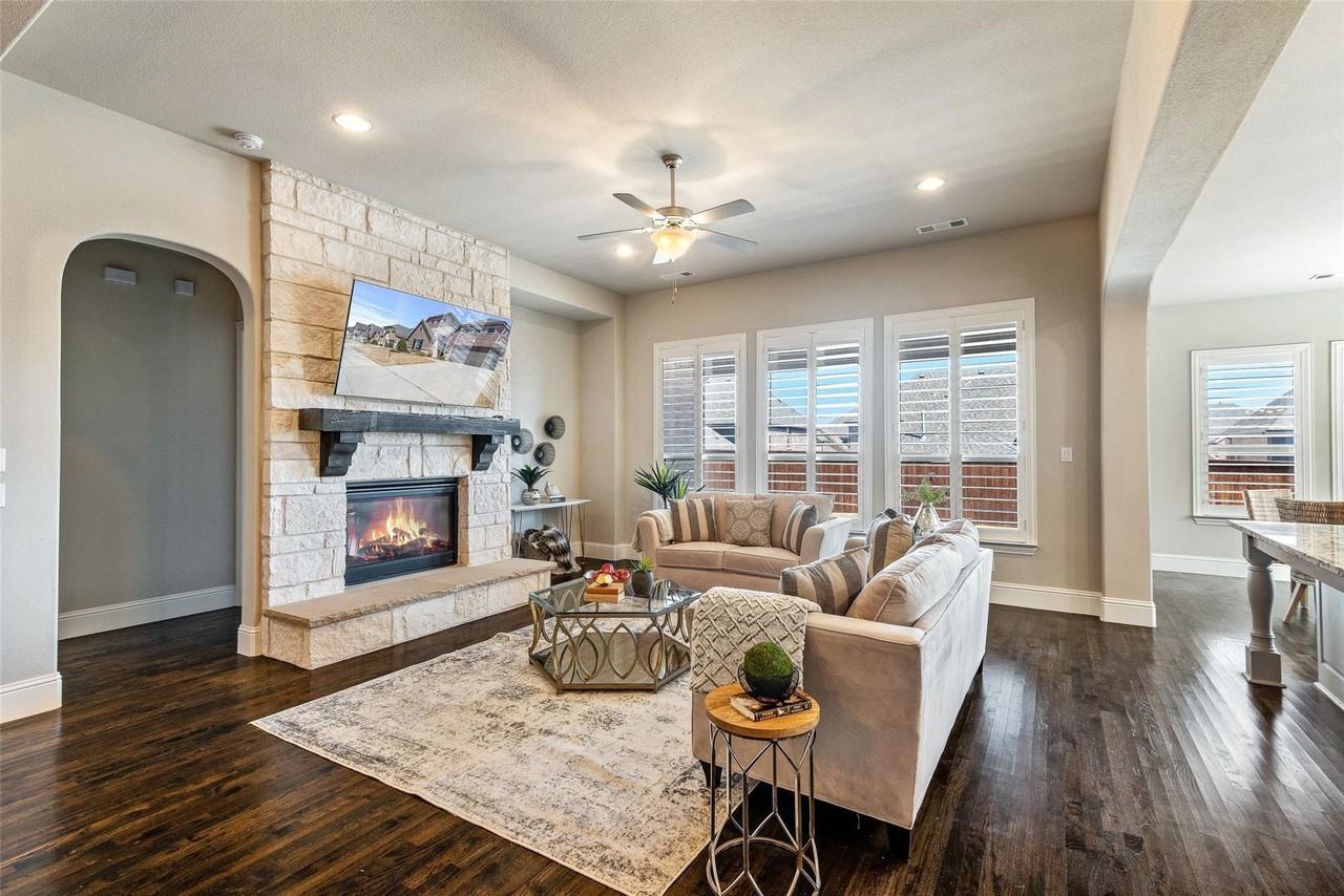 13758 Vera Cruz Road - Photo 2 of 26