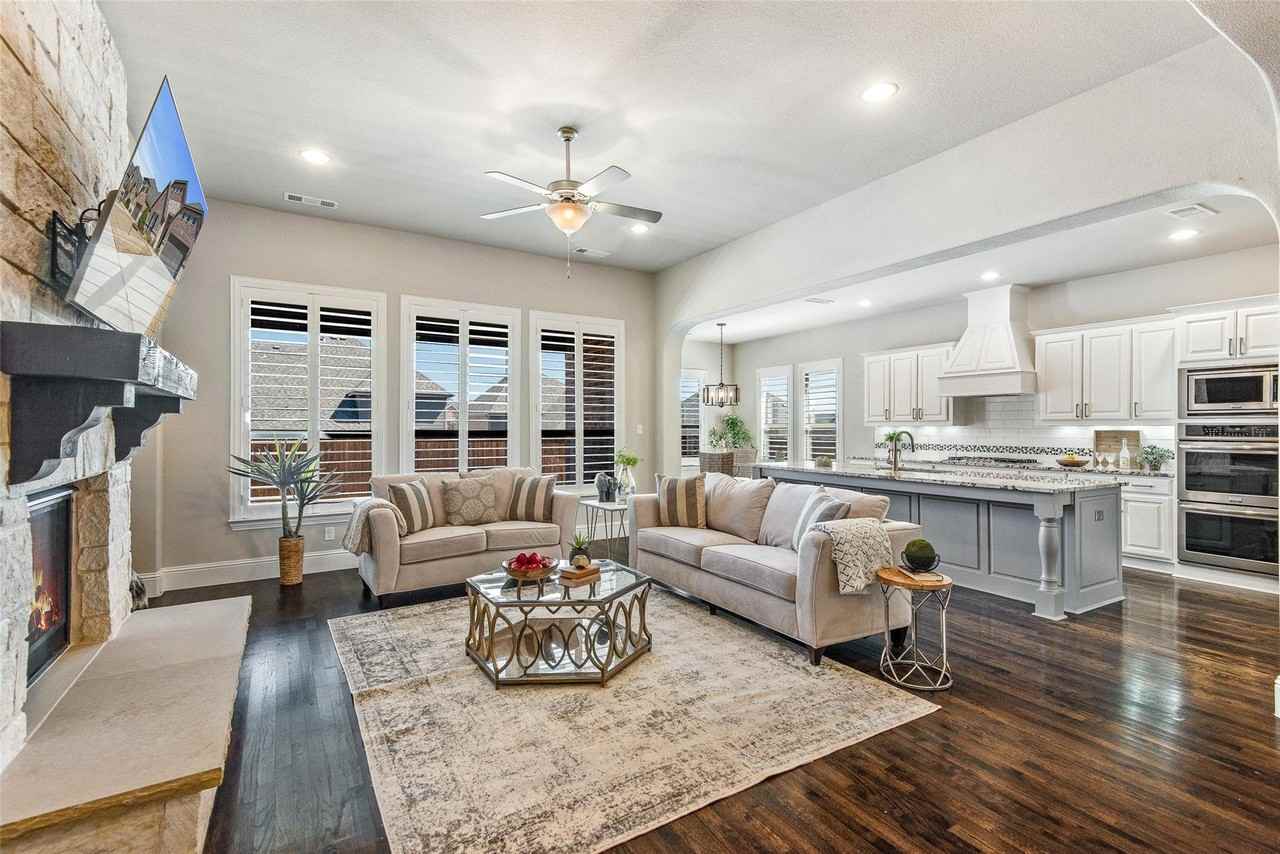 13758 Vera Cruz Road - Photo 3 of 26