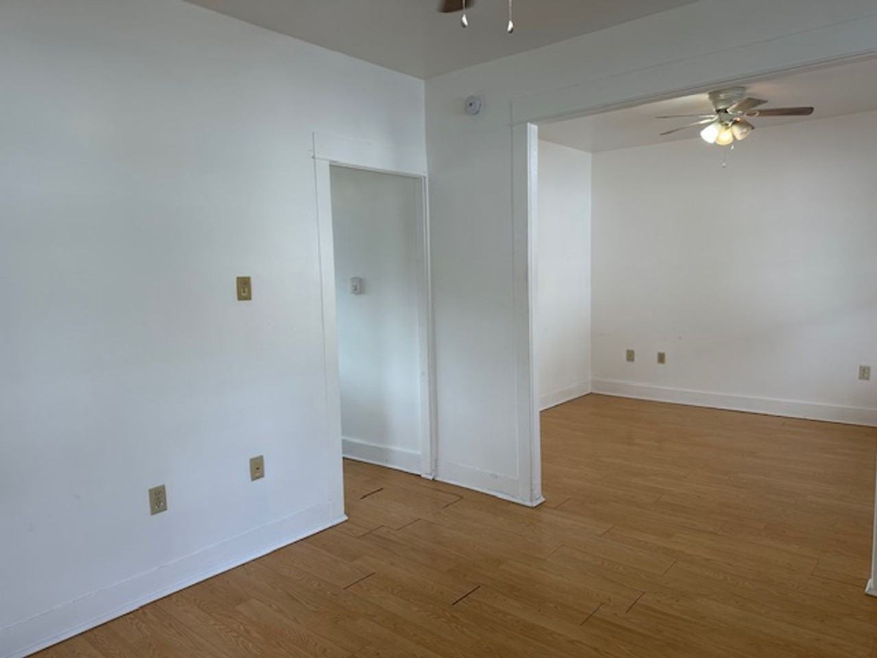 126 126-128 E Spruce St #128 - Photo 2 of 15