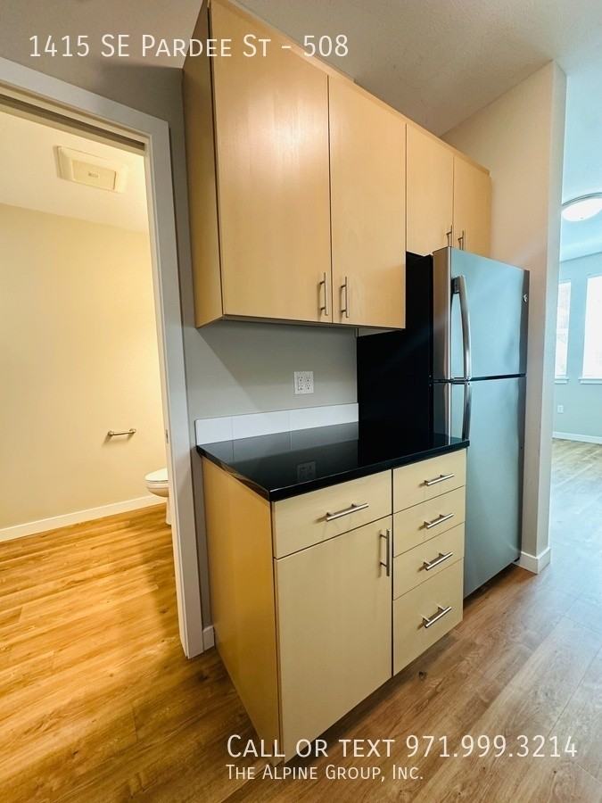 1415 Southeast Pardee Street #508 - Photo 7 of 38