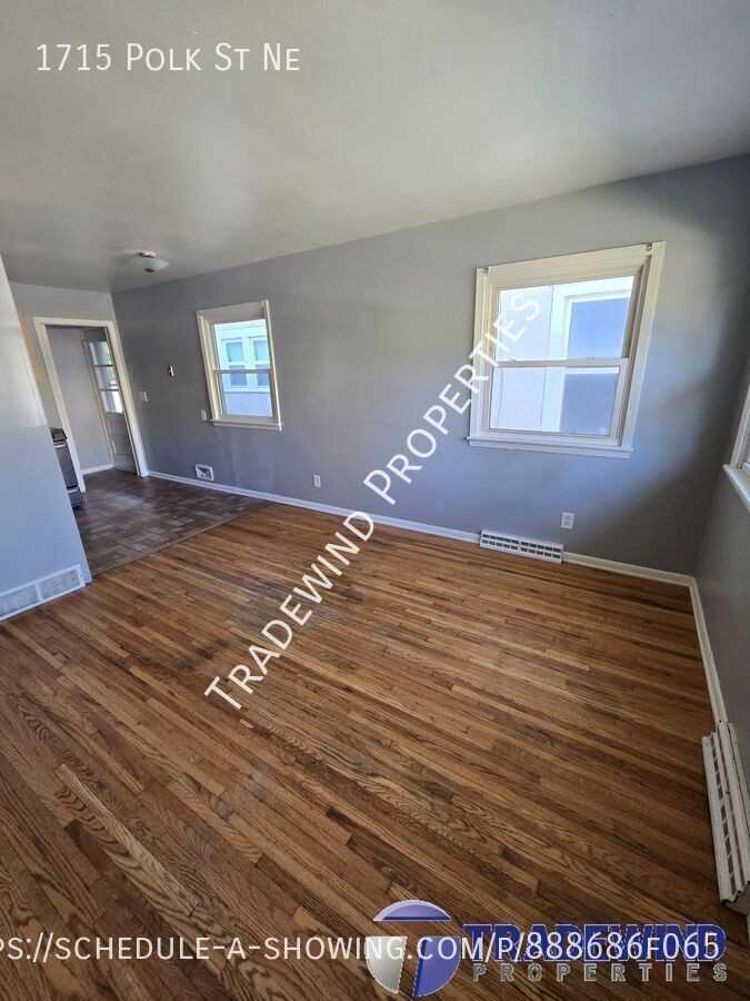 1715 Polk St Ne - Photo 6 of 19