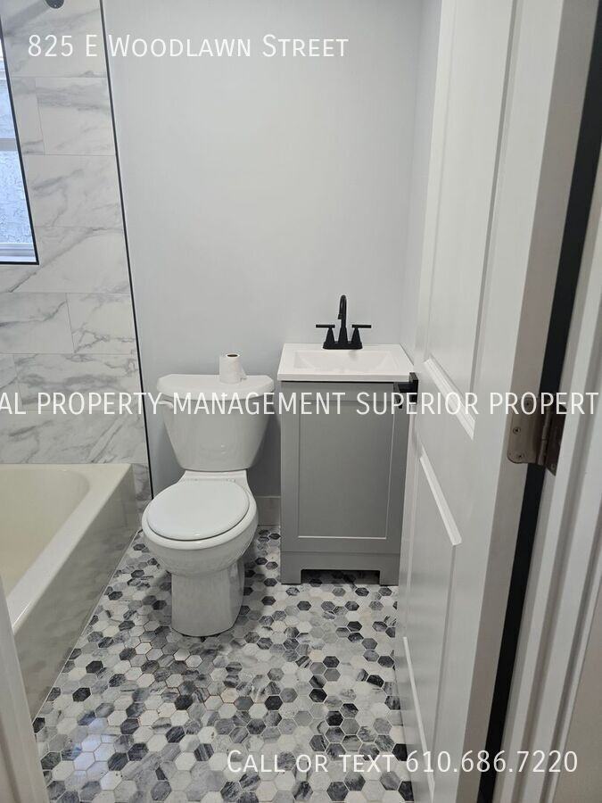 825 E Woodlawn Ave - Photo 7 of 11