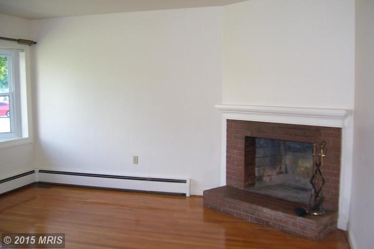 6016 Allentown Rd - Photo 3 of 10