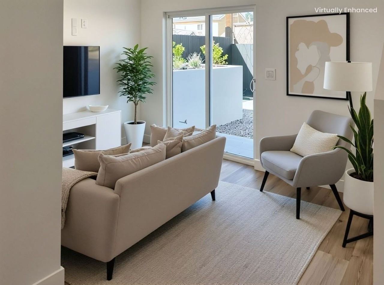 1529 Winona Boulevard - Photo 2 of 24