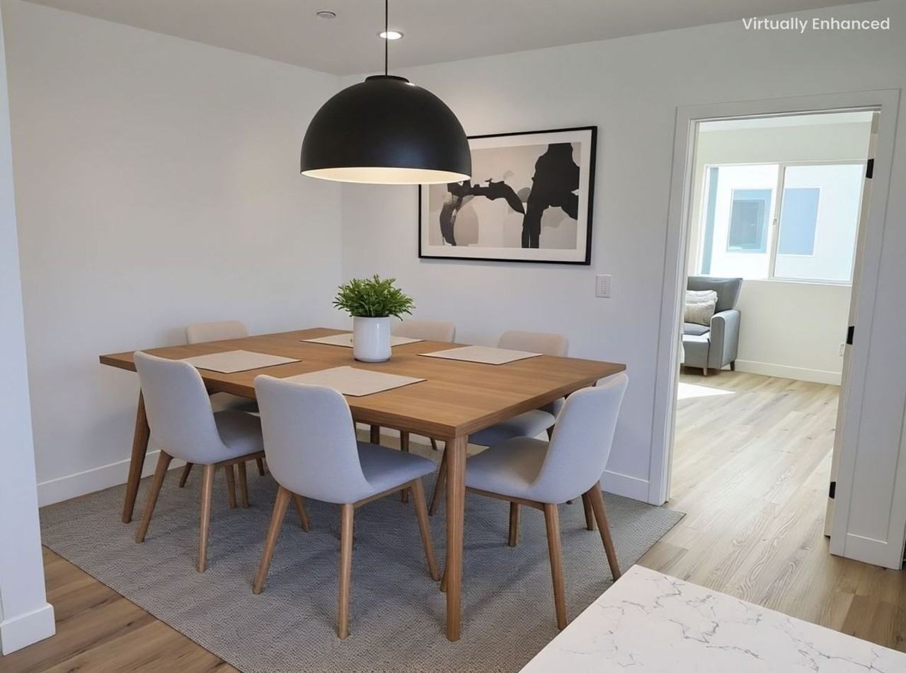 1529 Winona Boulevard - Photo 3 of 24