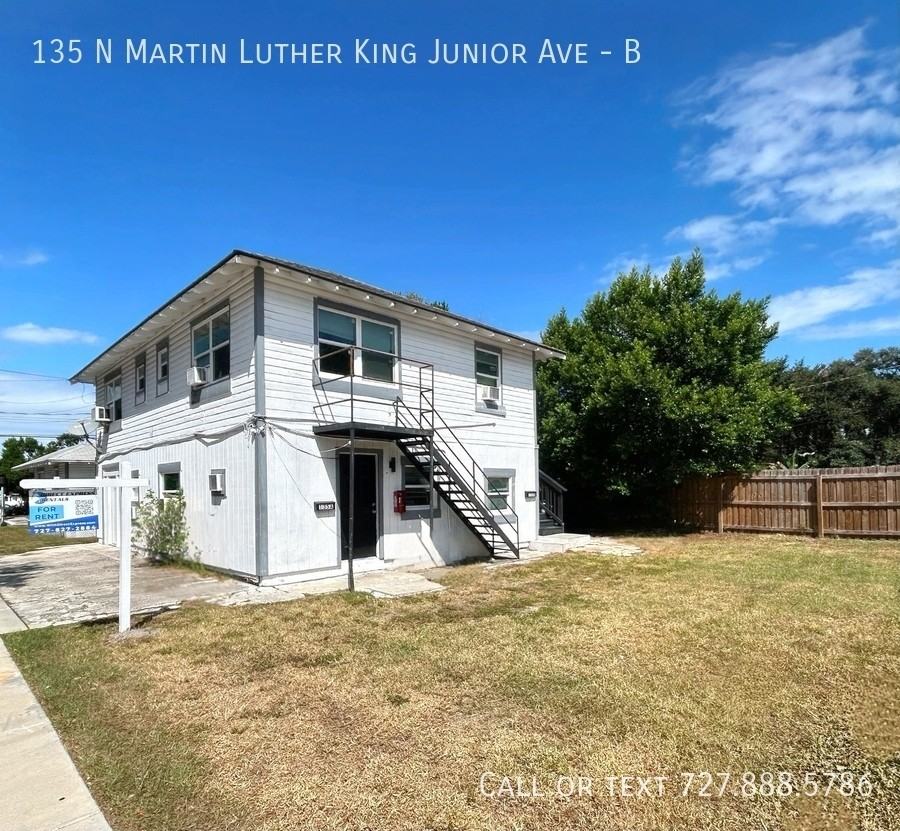 135 N Martin Luther King Jr Ave #B - Photo 7 of 10