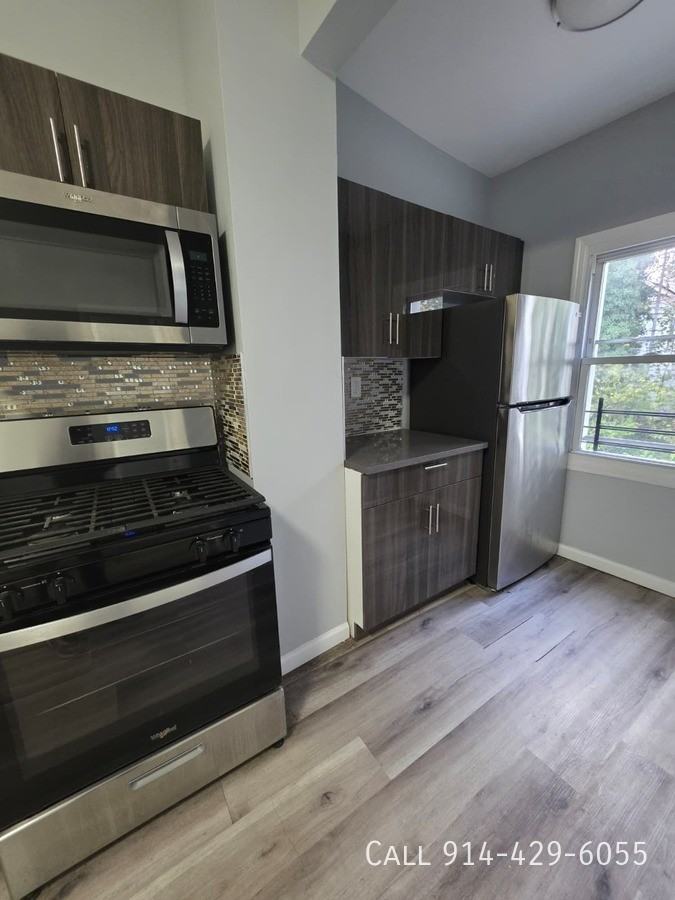 157 Voss Ave - Photo 2 of 10