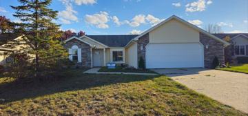 featured image of 823 Laurel Hill Pl