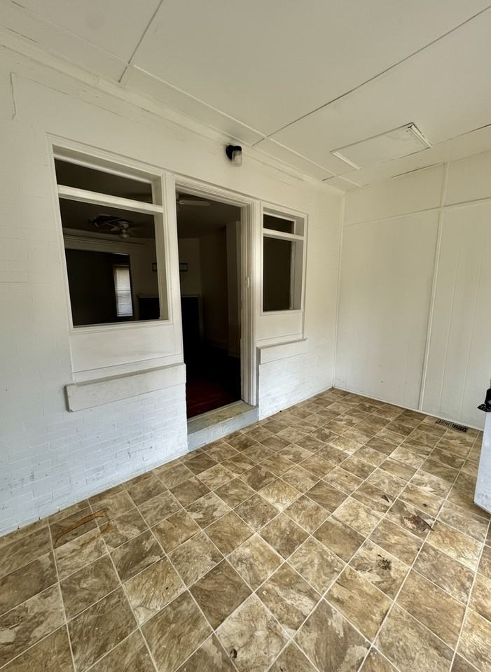 5933 Chester Avenue - Photo 2 of 15