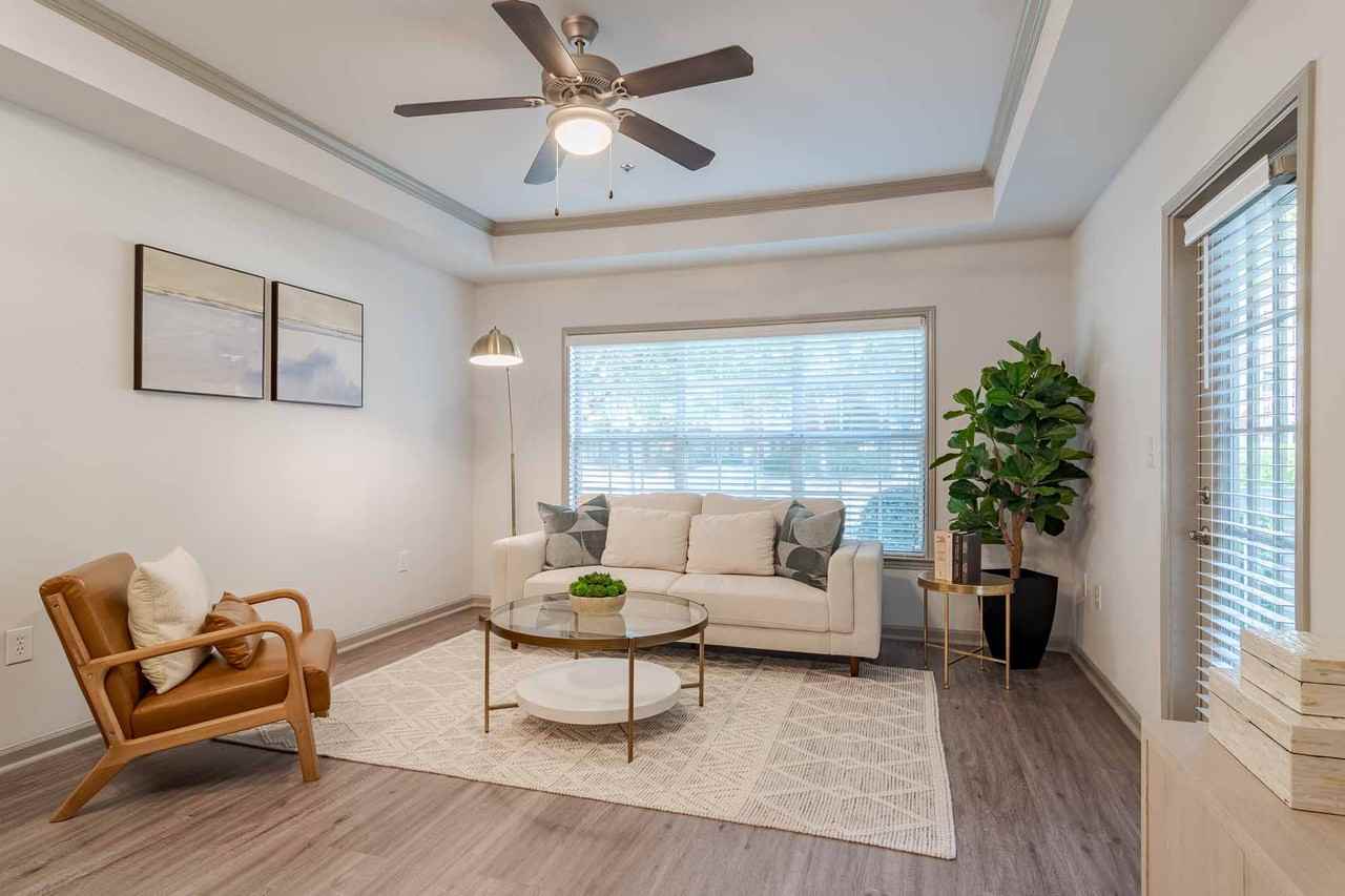 The Cleo Dunwoody - Photo 6 of 21