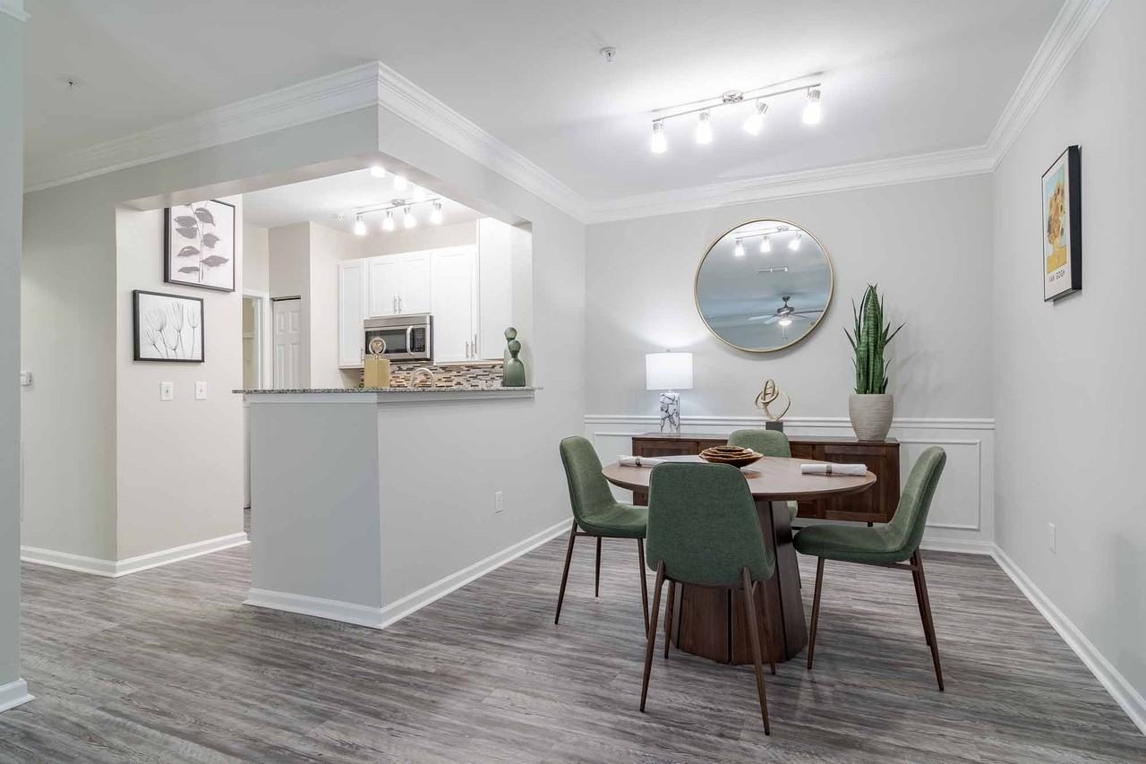 The Quinn Sugarloaf - Photo 7 of 23