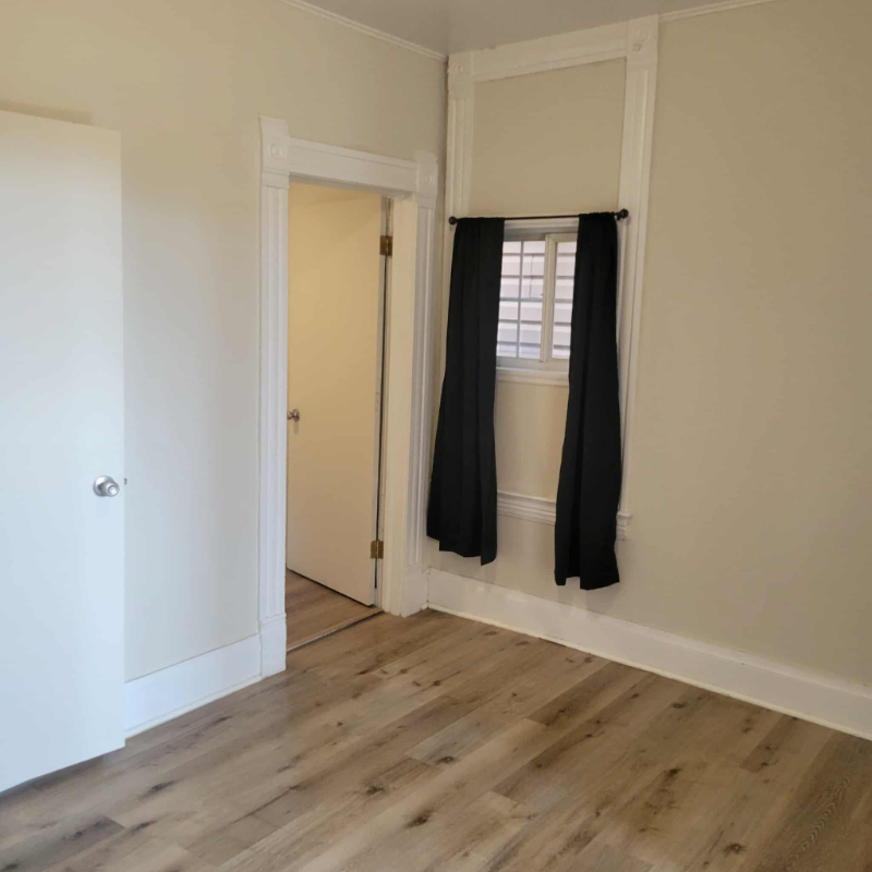 920 Colorado Street #920 - Photo 5 of 17