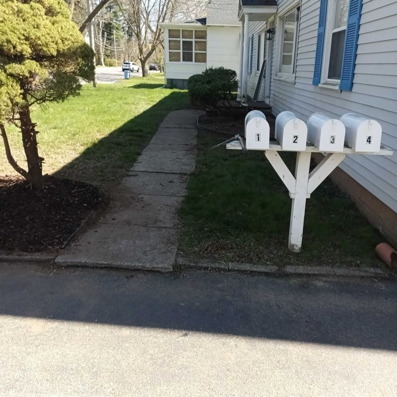 318 E Linden Ave #4 - Photo 2 of 9