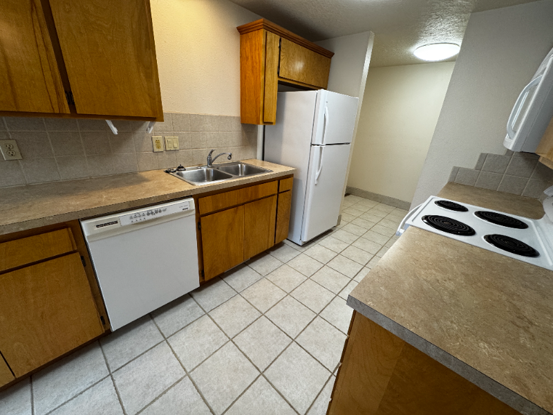 860 Shaff Road Southeast #860 - Photo 3 of 10