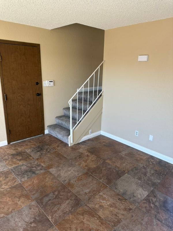 4858 N Winery Cir - Photo 6 of 19