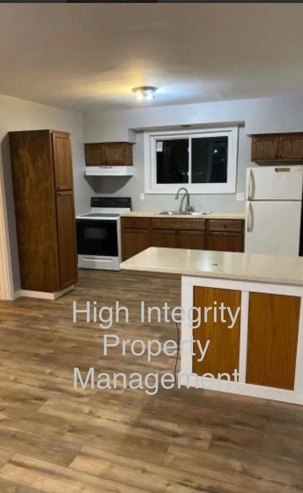 3032 Lake Rd - Photo 6 of 6