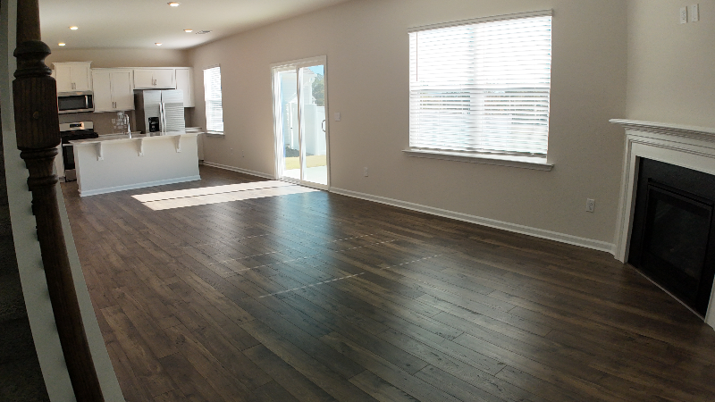 1030 Roleson Way - Photo 6 of 18