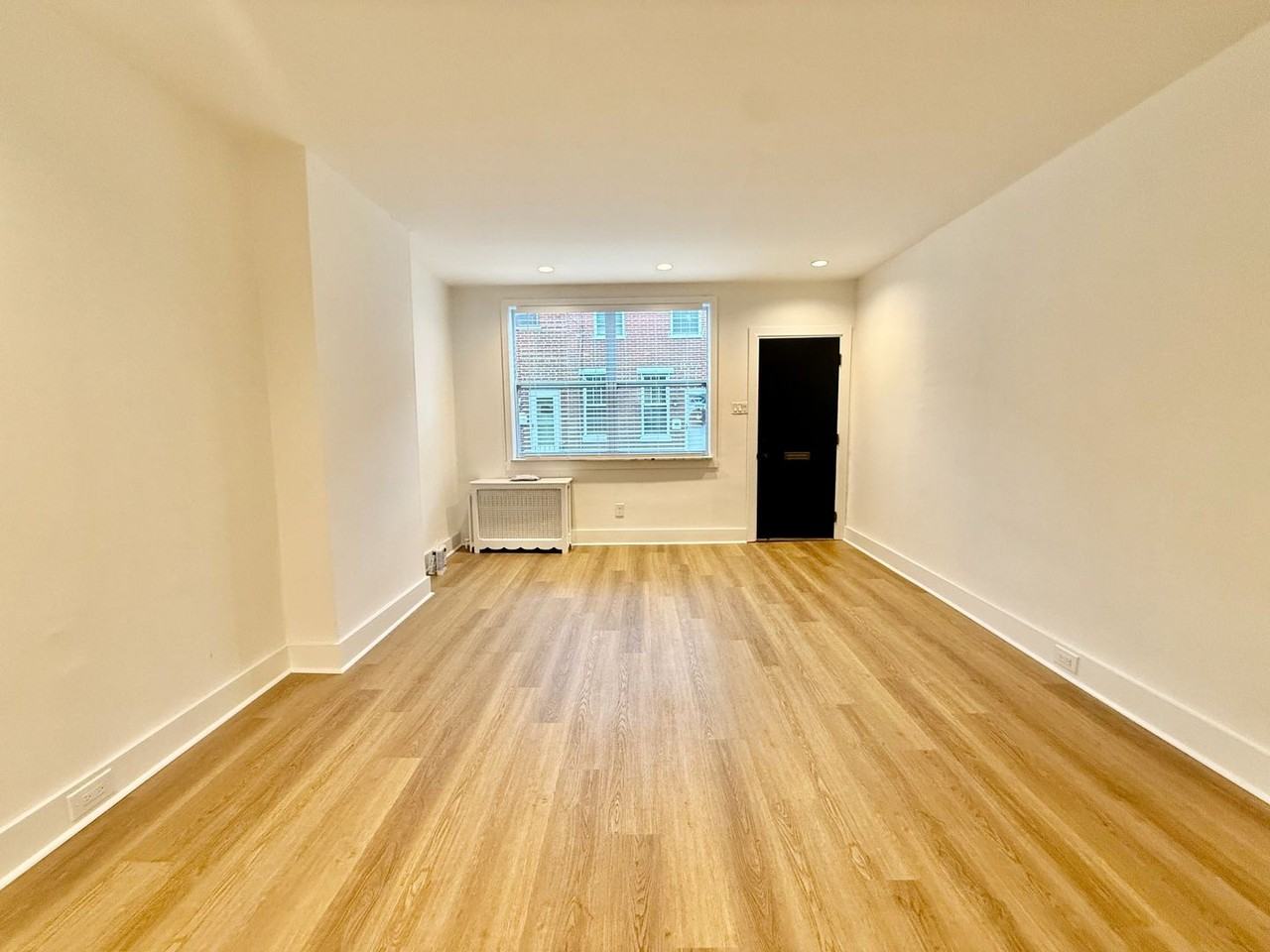 2228 S Bouvier St - Photo 4 of 39