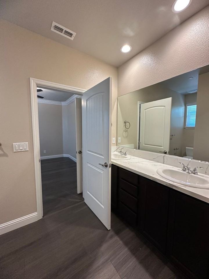 866 Congaree Ln - Photo 6 of 20