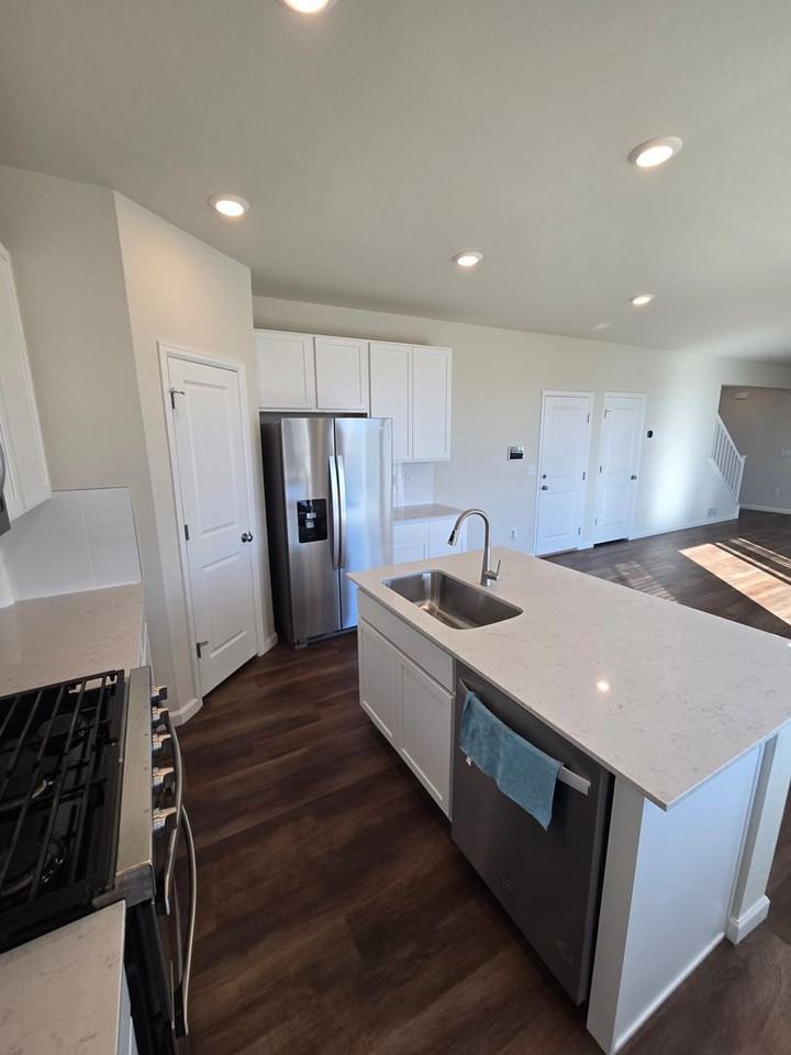 12328 East 100th Place - Photo 5 of 35