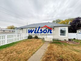 featured image of 1420 Queen Avenue