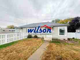 1418 - 1420 Queen Ave - Photo 1 of 1