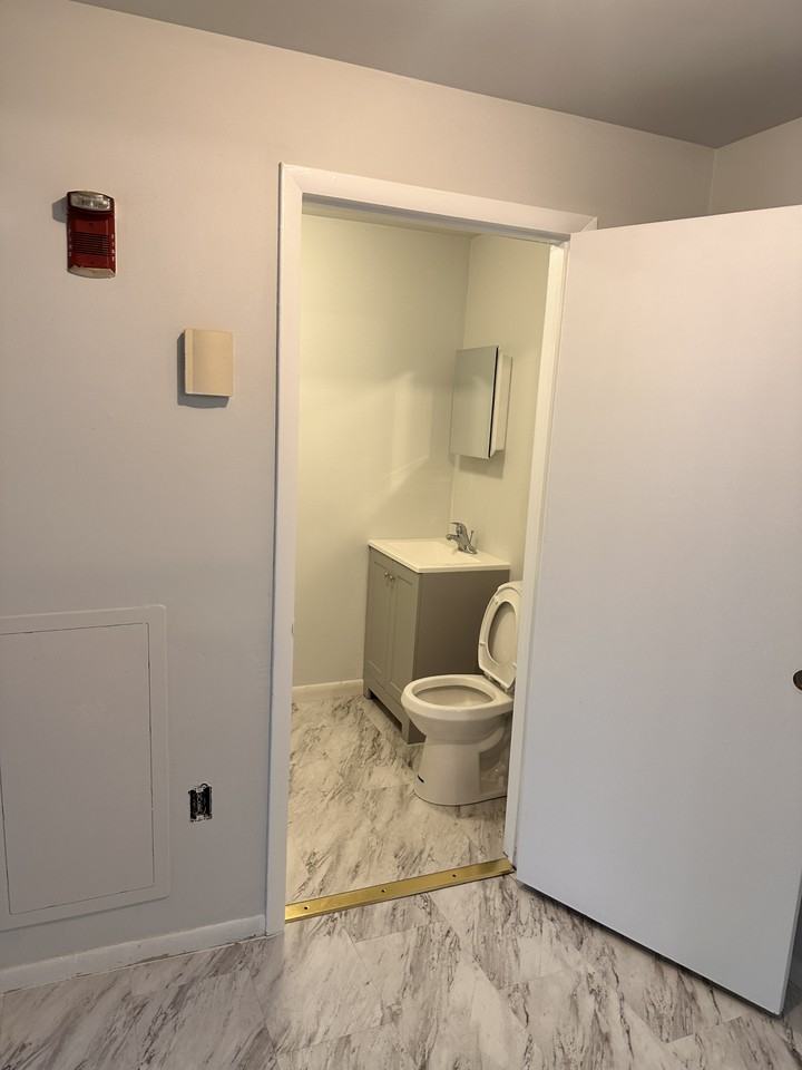 18 W Main St #A - Photo 3 of 4