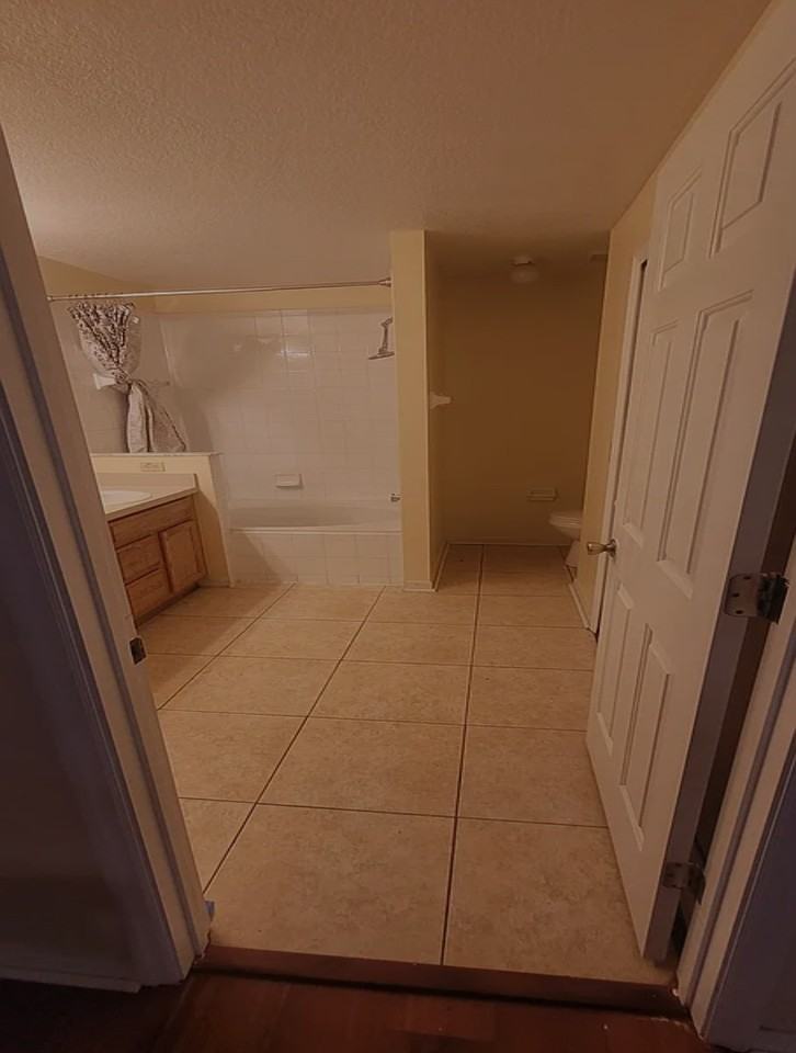 1860 Amero Ave #NA - Photo 5 of 6