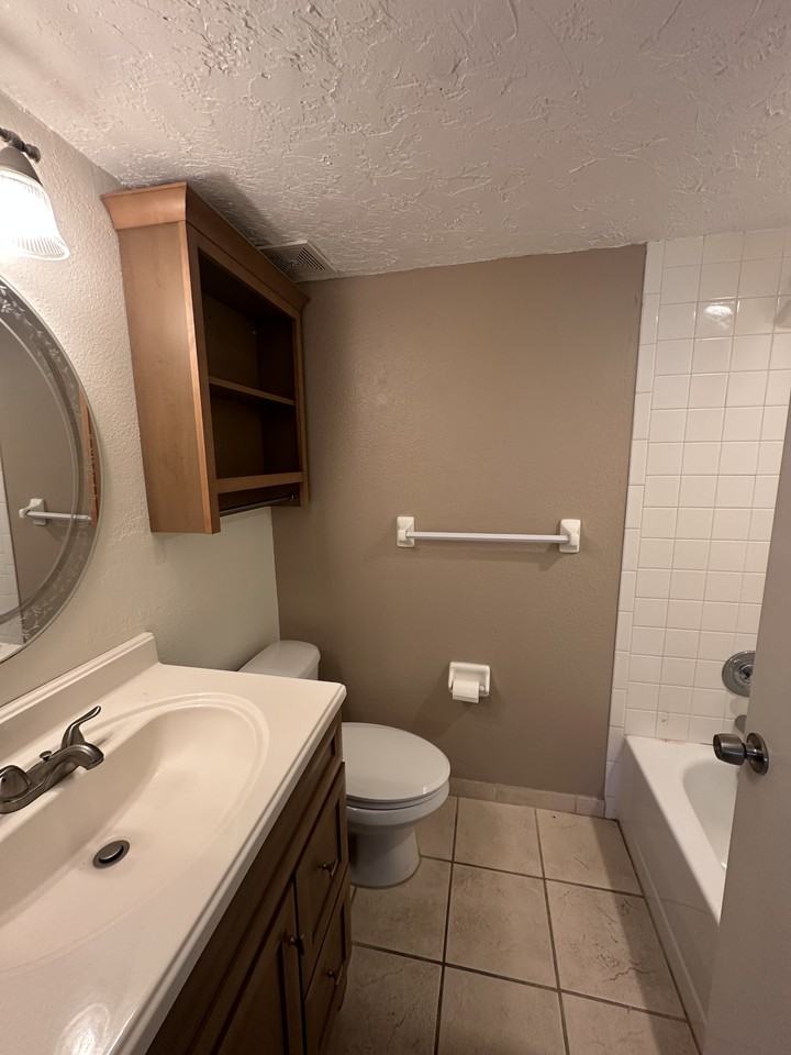 409 Meadow Ln #409 - Photo 4 of 6