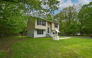 featured image of 16501 Accolawn Rd #NA
