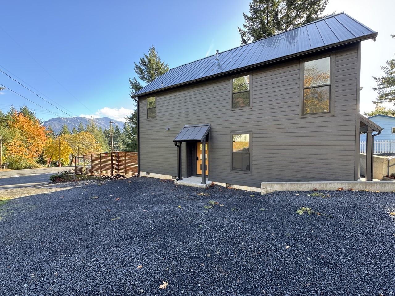 361 Nw Frank Johns Rd #NA - Photo 2 of 21