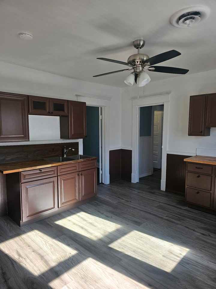 175 Freund Street - Photo 3 of 18