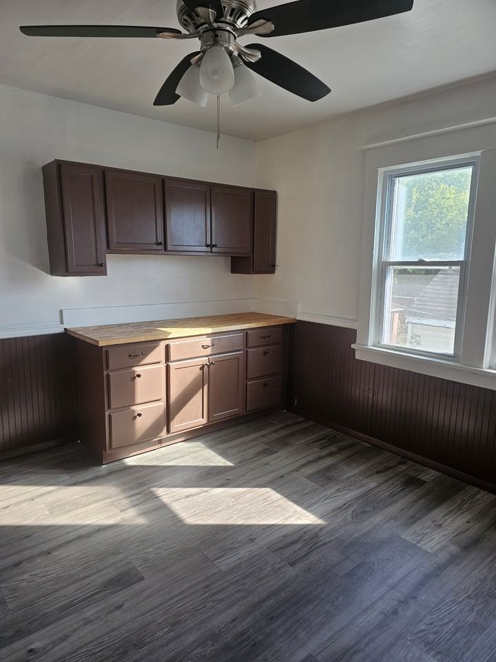 175 Freund Street - Photo 5 of 18