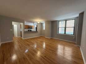 4607 N Sheridan Rd #A - Photo 1 of 1