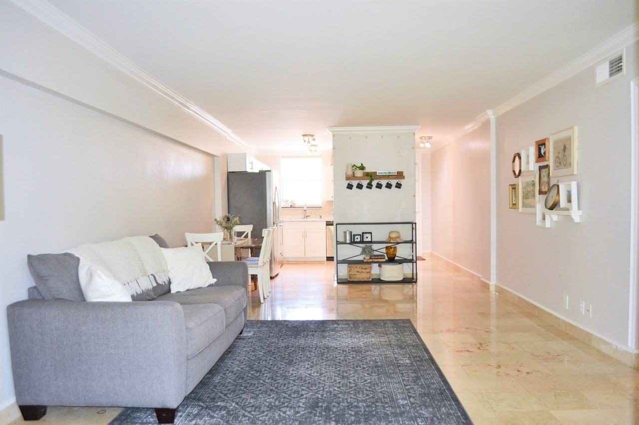 917 North Flagler Drive #105 - Photo 3 of 10