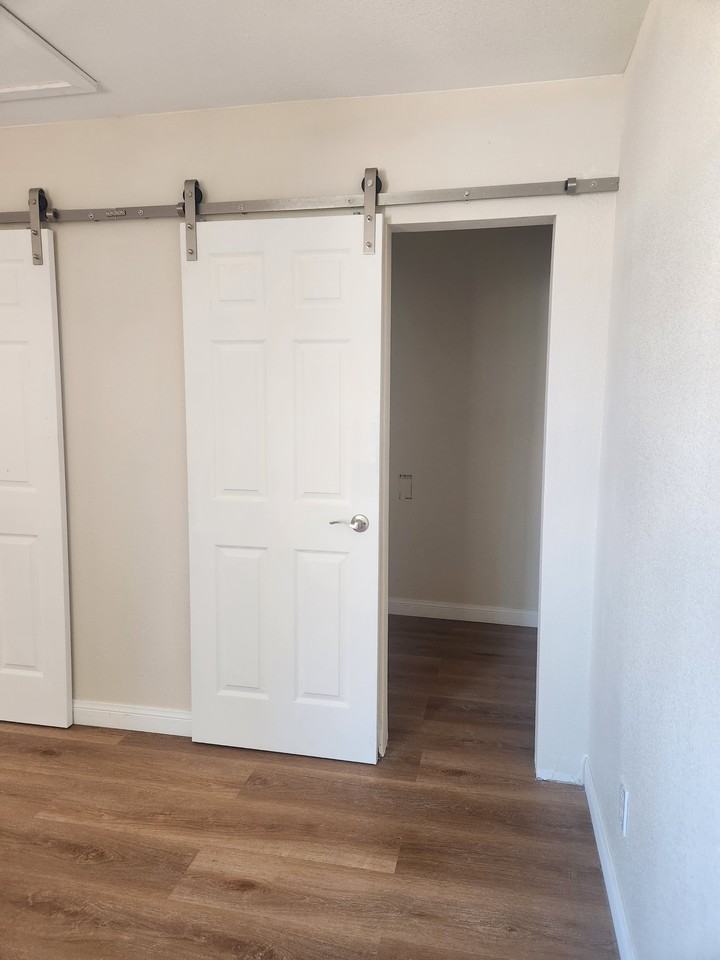 2227 Prospect Street #102 - Photo 4 of 10