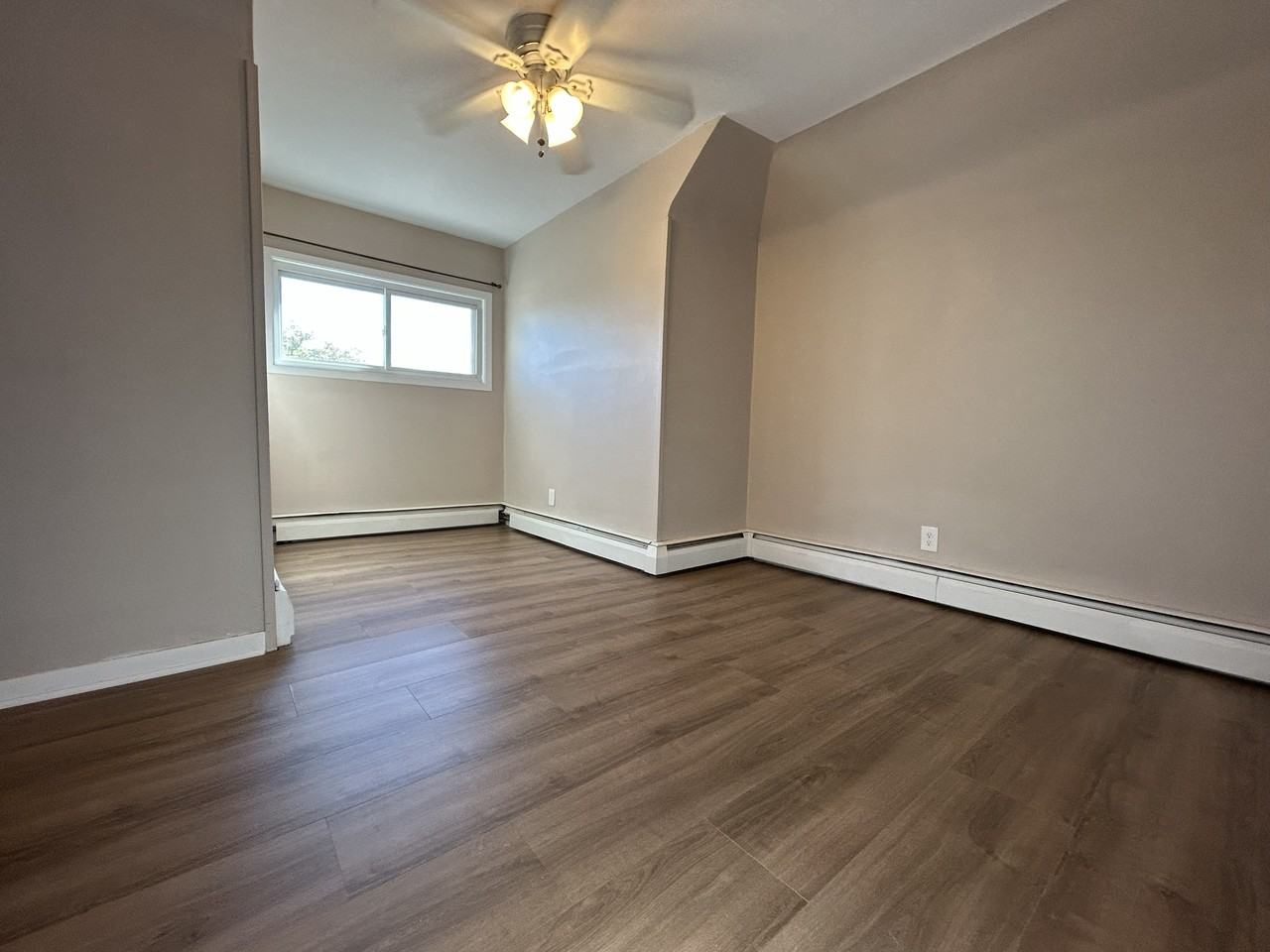 1231 Raymond Ave #NA - Photo 5 of 11