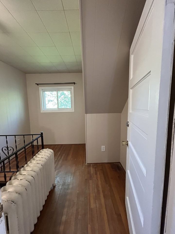 1231 Raymond Ave #NA - Photo 7 of 11