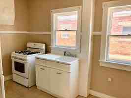 featured image of 1212 Randolph Dr #2