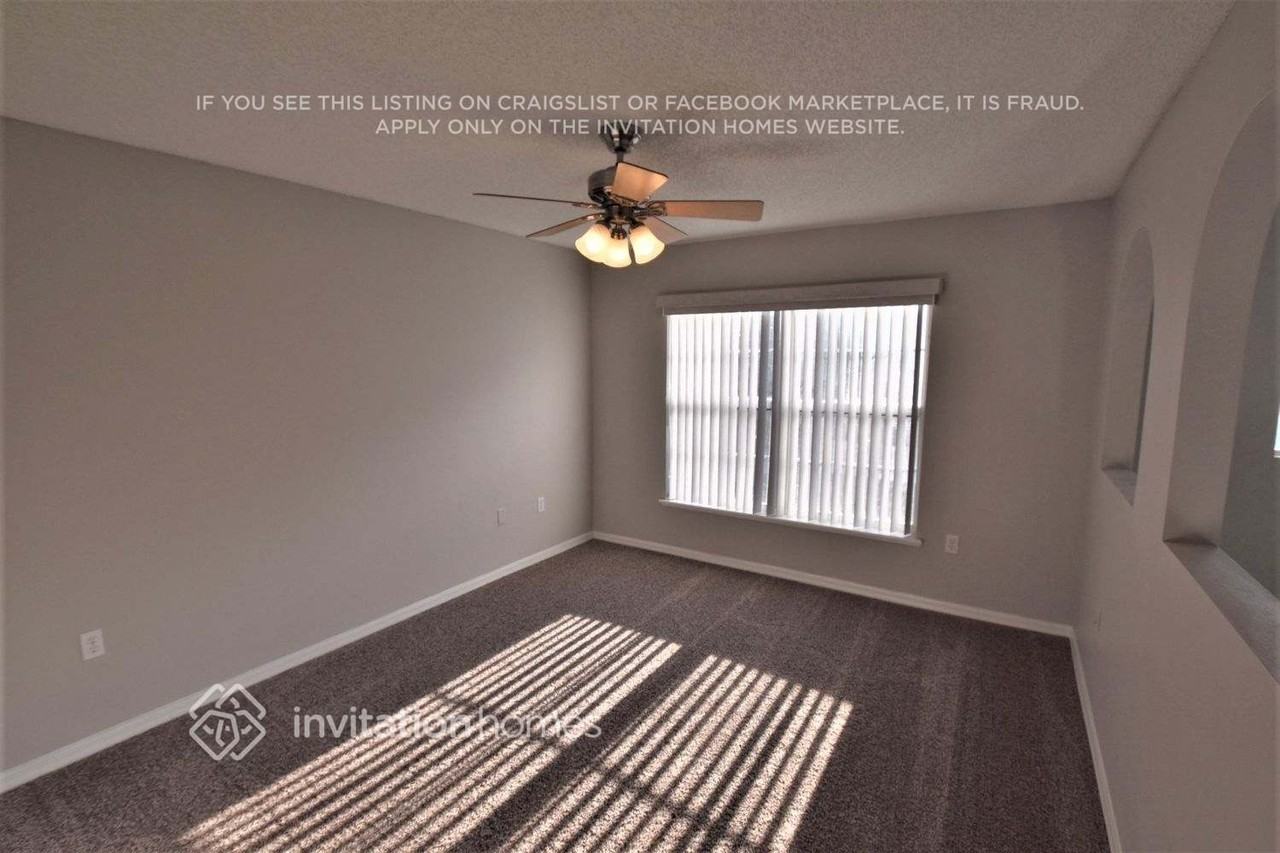 8863 Shindler Crossing Dr - Photo 3 of 12