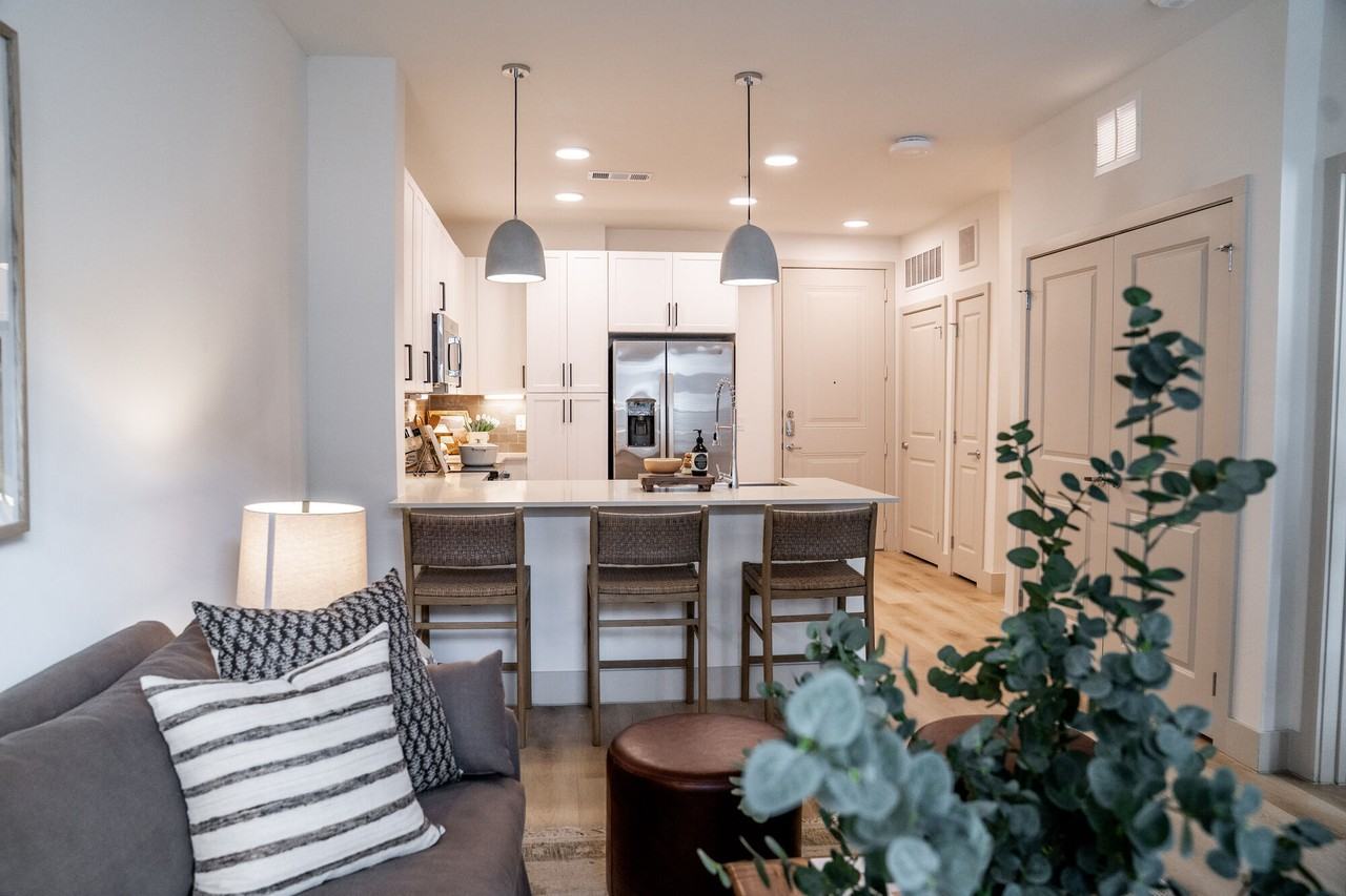 The Olsen - Photo 7 of 50