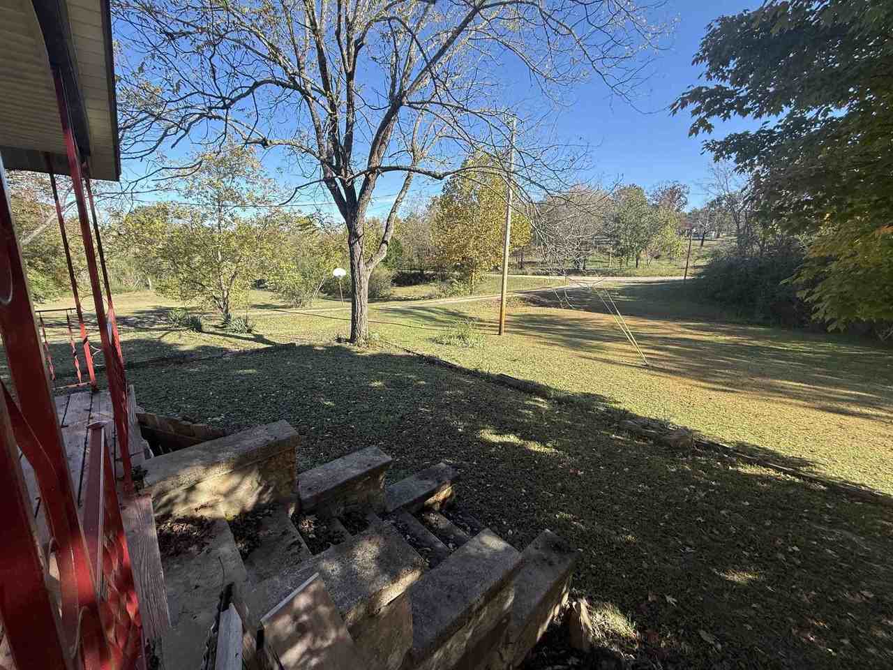 122 Helm Rd - Photo 5 of 25