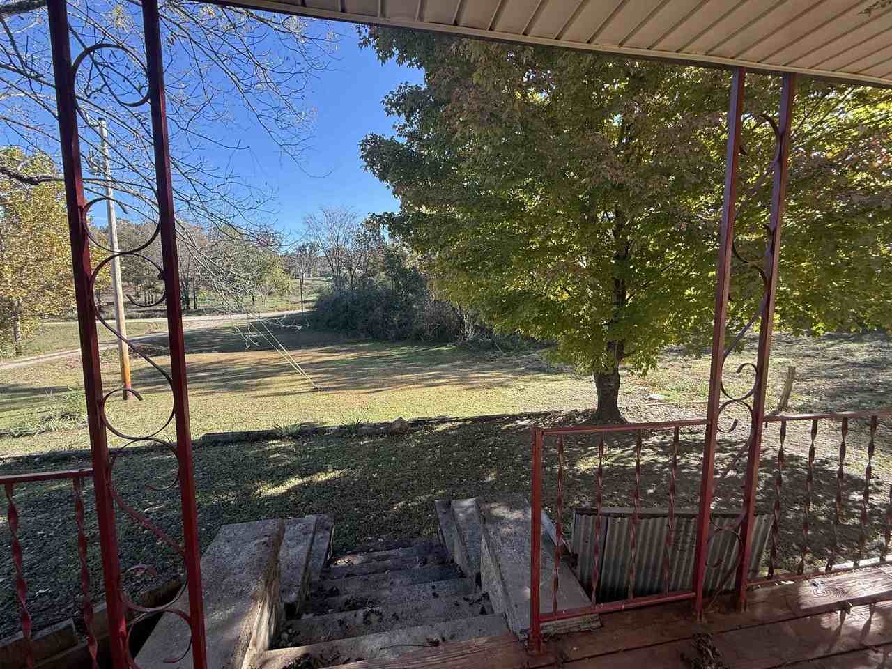 122 Helm Rd - Photo 6 of 25